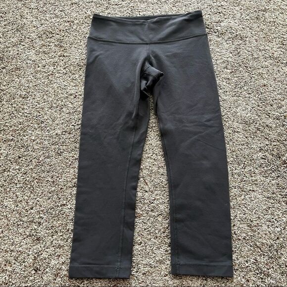 Lululemon Wunder Under Crop Leggings Sz 4 Gray Capri 20” Inseam Athletic Yoga - Picture 1 of 7